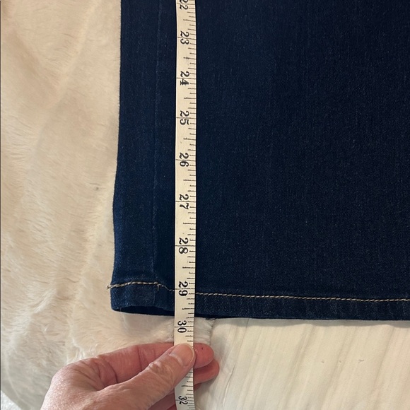 GOGO Jeans Mid-Rise Wide Leg Women's Jeans W/ Rhinestone Bows - Picture 9 of 13